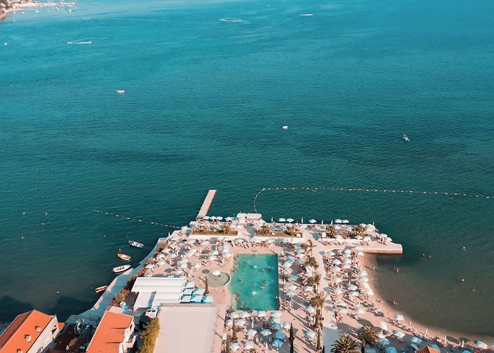 Palmon Bay Hotel & Spa